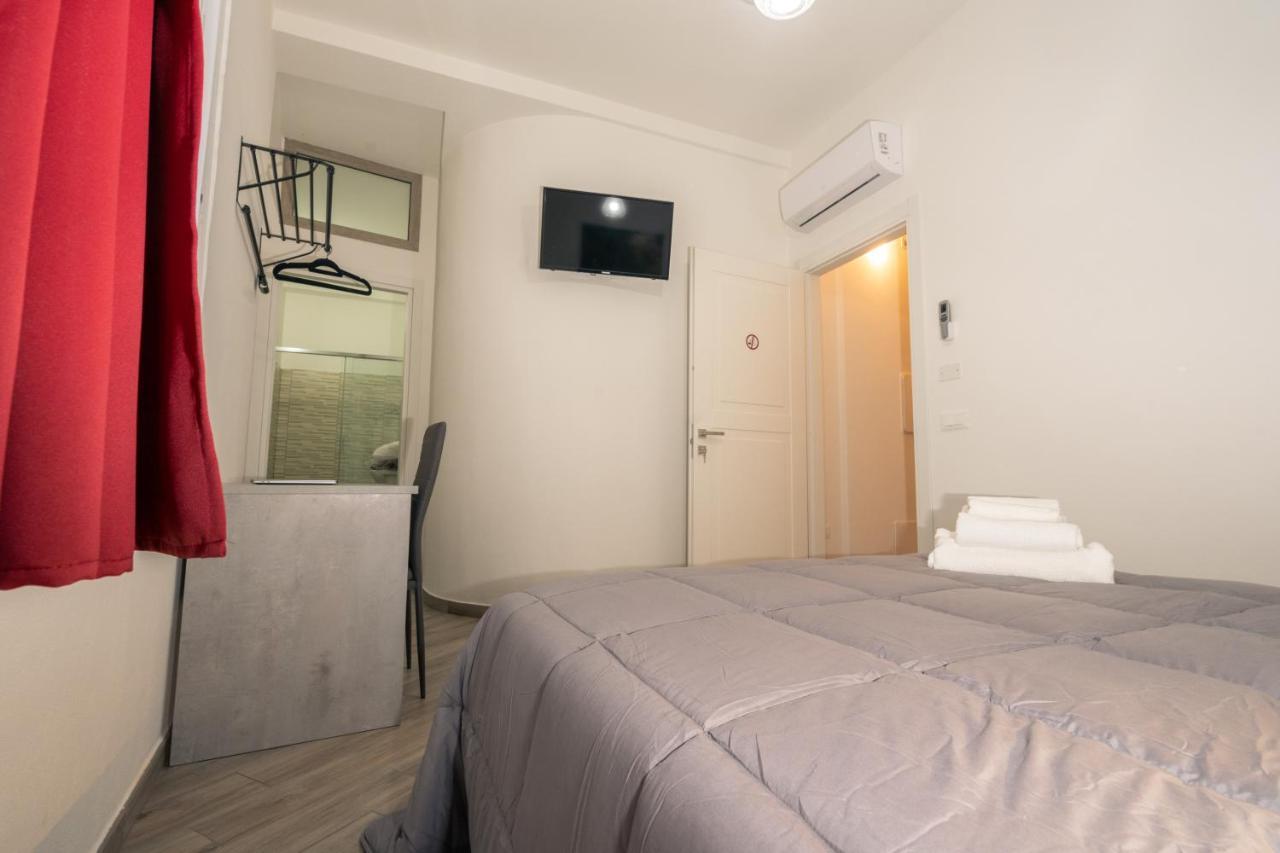 Domoblu Camere In Centro ตอร์โตลี ภายนอก รูปภาพ
