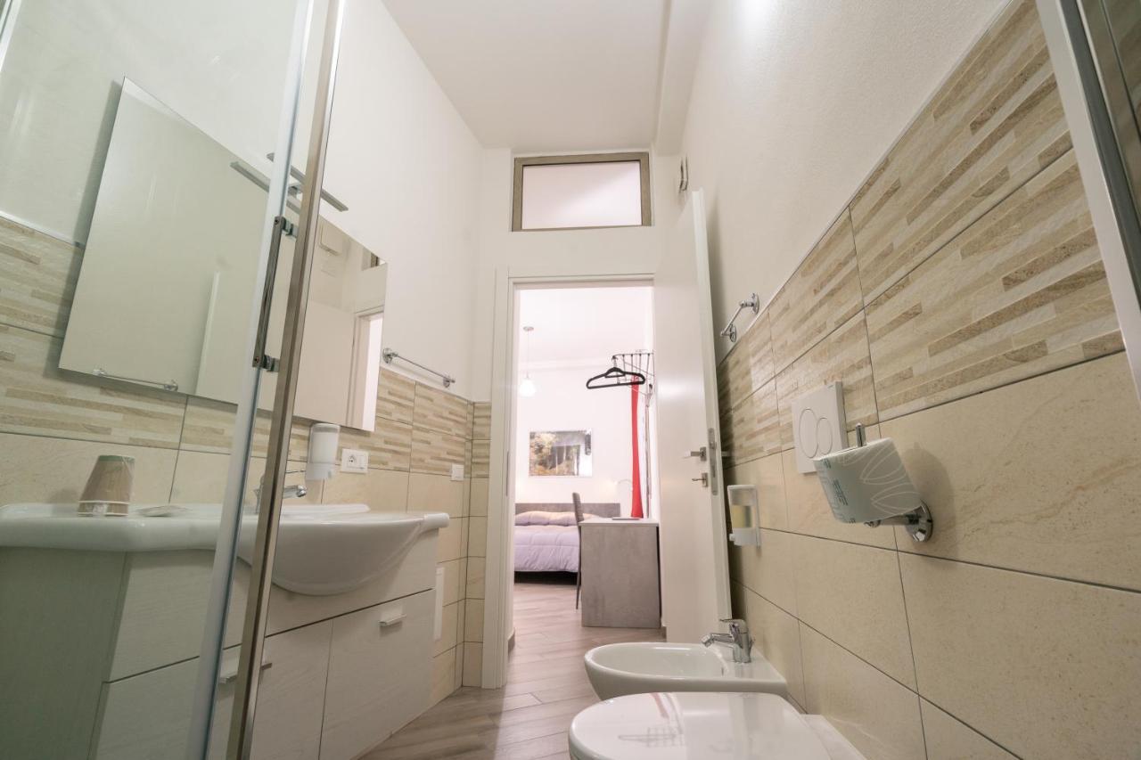 Domoblu Camere In Centro ตอร์โตลี ภายนอก รูปภาพ