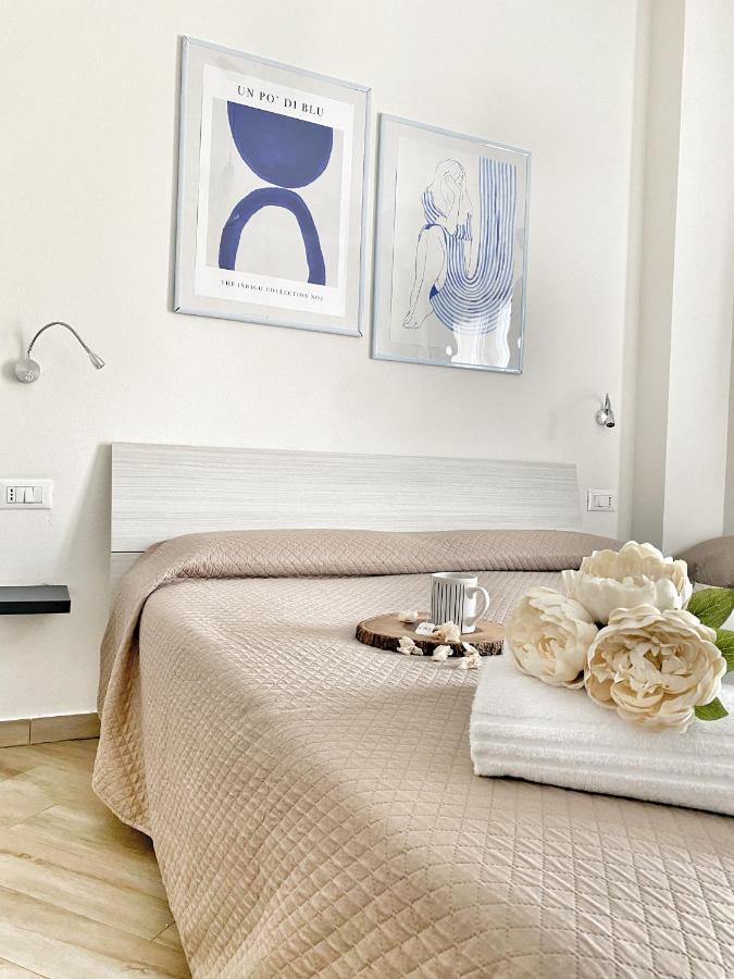 Domoblu Camere In Centro ตอร์โตลี ภายนอก รูปภาพ